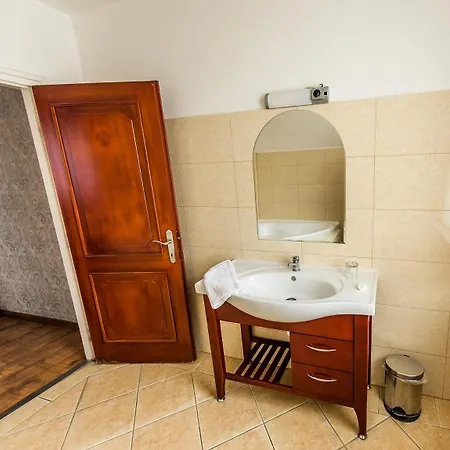 Bástya Panzió és étterem