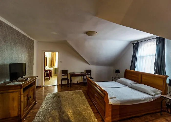 Pensiune Bastya Panzio Es Etterem Mezopeterd